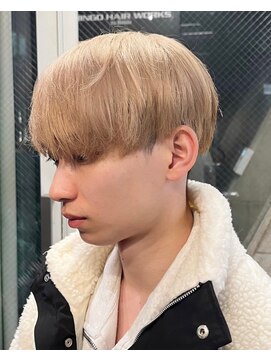 ビンゴ(BINGO) 1330プラチナハイトーン韓国ヘア刈り上げフェード短髪ショート