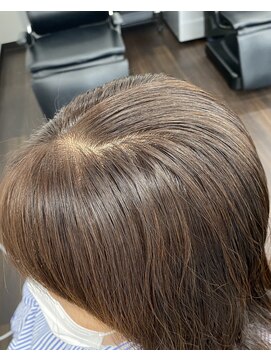 レイディバードカラー 深谷稲荷町店 30分のリタッチカラー（根元白髪染め）