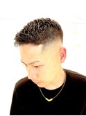 短髪パーマ/8ミリ濡れパン/アップバング/フェード