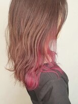 ベレッタ ネヤガワ(veretta. neyagawa)&nbsp;インナーカラー/イヤリングカラー/ピンク/韓国ヘア/抜け感