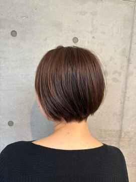 タエビスアリッサム(Taebis Alyssum) 大人ショートボブ×明るめベージュ♪