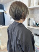 福山市美容室Caary 透明感グレージュカラーふわっと丸みショート