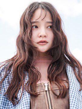 カライング(ing) 大人可愛い20代30代40代黒髪前下がりひし形小顔ロング