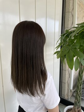 ディーボーイ 健軍店(D-BOY) イルミナカラー/オリーブカラー