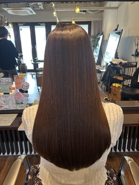 ルシア(Lucia) サラ艶ストレート