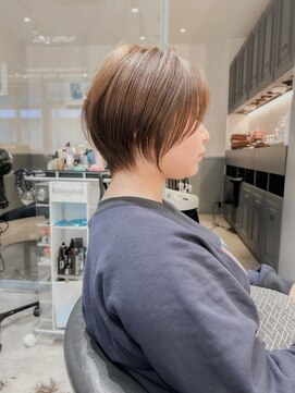 ロンド エメ 柏(Lond aimer) 柏グランマッシュショートデザイン暗めカラーハイライトショート