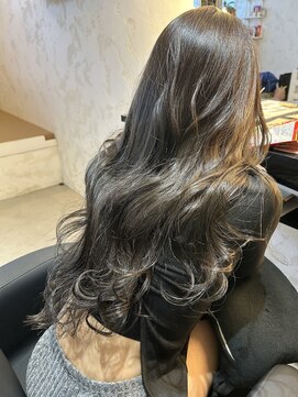 プルメリアドット(Plumeria.) グレージュ