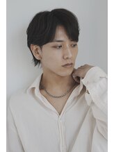 【骨格補正×メンズカット】フェードやパーマも派手すぎず、大人の余裕を感じさせる仕上がりに[仙台]