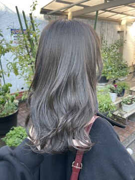 ティエラ 原宿 表参道(Tierra) 【桑原圭太】ナチュラルなハイライト×オリーブベージュ