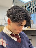 バームでサラッと流す！フェザーショート