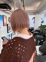 ヒビヲ(HIBIO) 切りっぱなしボブタッセルボブダブルカラーハイライトグレージュ