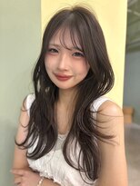 ウタ 大通×ロングレイヤーカット×ショコラグレージュ