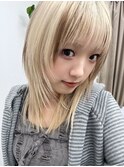 ハッシュカットシャギーバングハイトーンブロンドダブルカラー立
