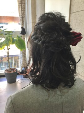 コケット(Coquette) 編み込みアレンジヘア