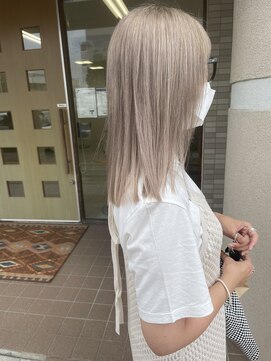 ノア(NOA by KENJE) ブロンドベージュ.