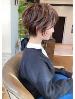 アヴァロン(AVALON)&nbsp;白髪ぼかしハイライト/ひし形ショートボブ