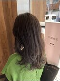 グレージュ×透明感