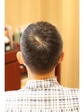 ヘアーモードキクチ 日本橋三越前店 ビジネスマンショート