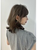 切りっぱなし×ベージュカラー×くびれミディ×レイヤーカットd