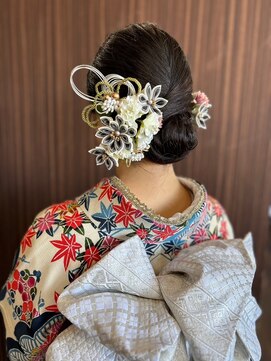 エフプロモーションフローラ(FLORA) はたちの集いヘアセット