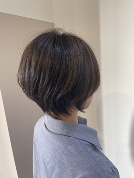 エイム(AIM) 大人かわいいショートボブ