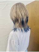 ウルフカット  ホワイトベージュブルーエンドカラー