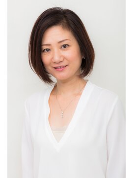 モルーア 錦糸町(Moruadh) 大人女子おすすめ前下がりショート