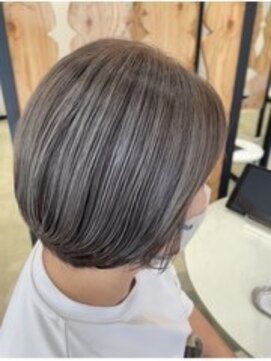 サンタフェ 柳津店(Santa'Fe) Santa'Fe式脱白髪染め白髪ぼかしカラー[ビフォーアフター]