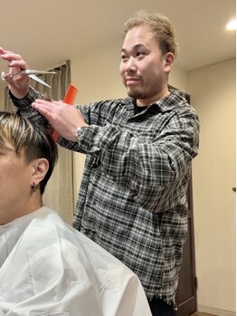 ディアバースデー(Dear Birthday)の写真/【河原町駅徒歩3分】特別な空間♪東京で18年勤務した経験豊富なスタイリストがあなたの魅力を引き出します!