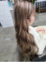 ミニィバイミラーズ(Miniy by Miroirs)&nbsp;ベージュ系 ハイライト× ローライト Style.