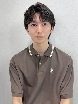 ユーフォリア 渋谷グランデ(Euphoria SHIBUYA GRANDE) ハイライト　ニュアンスカラー　センターパート　MOMO