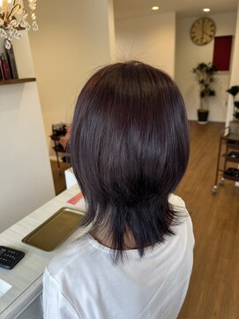 サロンドモモ(Salon de MoMo) ウルフカット♪