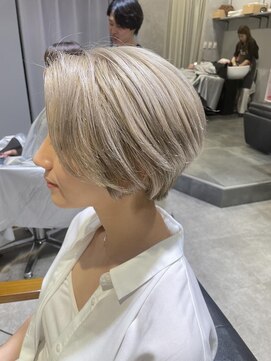 リタ(rita.) まつだて/ホワイトカラー/ベージュ/ダメージレス