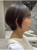 表参道白髪ぼかしハイライトウルフショートヘアグレージュ40代
