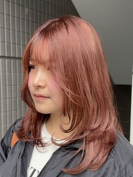フェイス 石川町 (FACE) ピンクレッド×ミディアムレイヤー