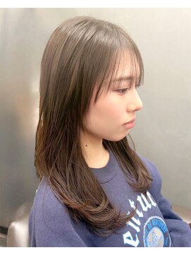 ロッカヘアエジェ(ROCCA hair eje.) ミディアムレイヤーカットやわらか質感ミディアム
