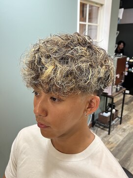 スタンドバーバー 柏(STAND BARBER) ニュアンスパーマ/ニュアンスウルフ/スペインカール/柏/柏駅