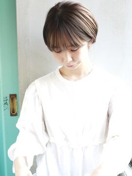 バース(BIRTH) 天神【BIRTH】耳かけフォギーベージュ×スリークボブ 2