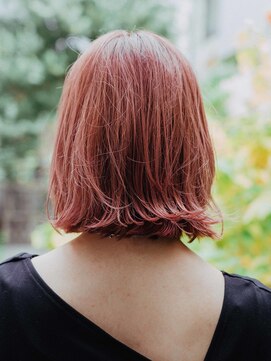 ヘアアンドリラクゼーション シャッセ(Hair&Relaxation SASE) オン眉ピンクヘア