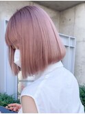 ピンクベージュ×切りっぱなしボブ