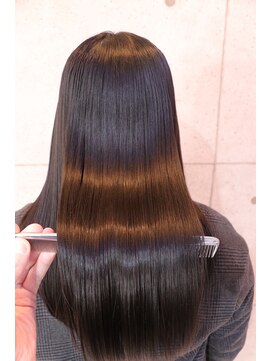 ワンヘアーアシスト(ONE HAIR assist) 【ONE HAIR】高浸透ウルティア5stepトリートメント☆