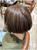 明るい白髪染め☆ハイライトショートボブ☆