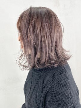 アイティーバイアルバム 藤沢店(IT by ALBUM) ハイライトミディ_毛先パーマことりベージュ_ba260431