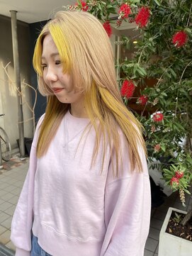 ヒツジ(hitsuji) 派手になりすぎないデザインカラー×ステップカット