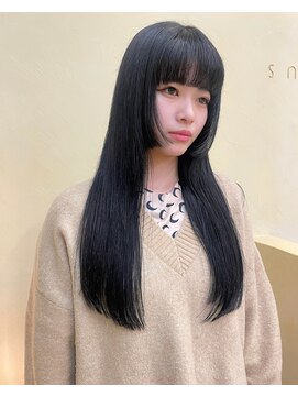 スニュウ(snuw) 【snuw mina】黒髪ロング/ぱつっとカット/姫カット