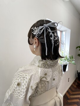 ヘアーアンドメイクアップモパ 卒業式ヘア