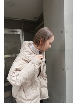 アイナ(AINA) ホワイトベージュ