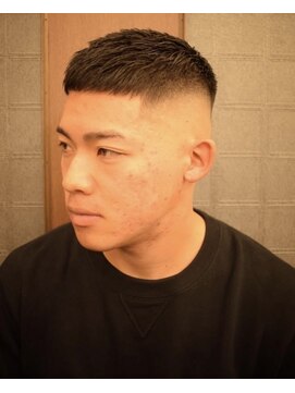 ピーキーズ 小倉南店(Peaky's) fade style