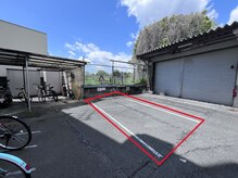 リバティーズカットクラブ(Liberty's cut club)の雰囲気(【駐車場案内】ビルの裏手、突き当たりに一台。)