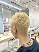 バーチ バイ クロップエス(BIRCH by crop es)&nbsp;バズカット×ホワイトブロンド